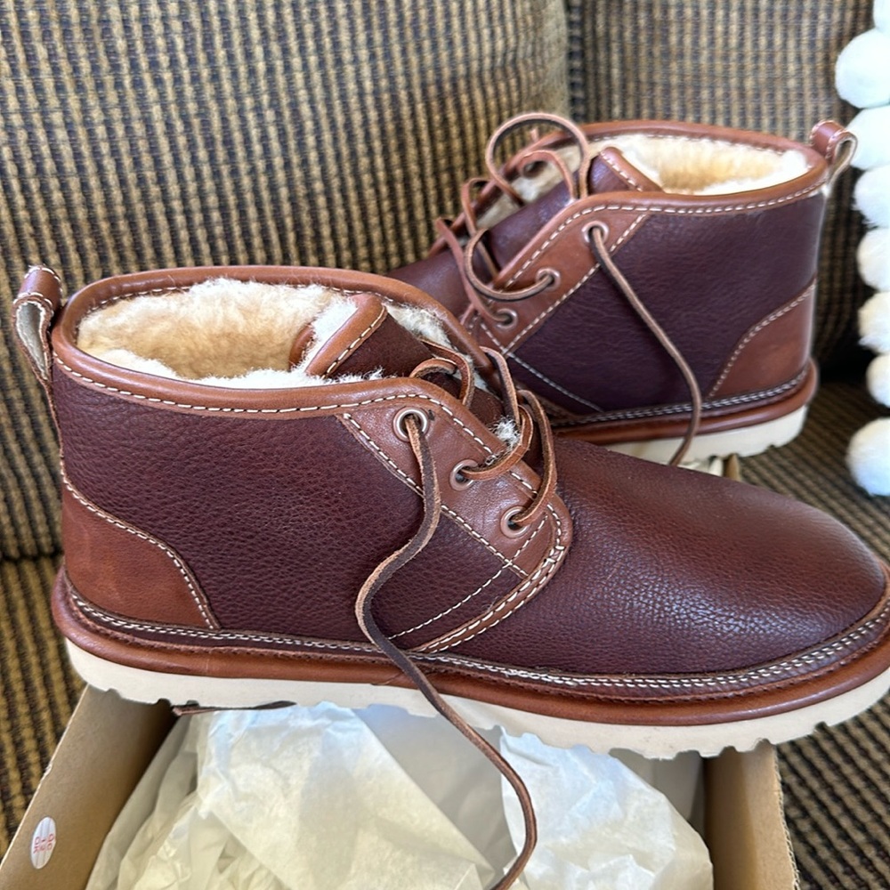 UGG NWT Size 8